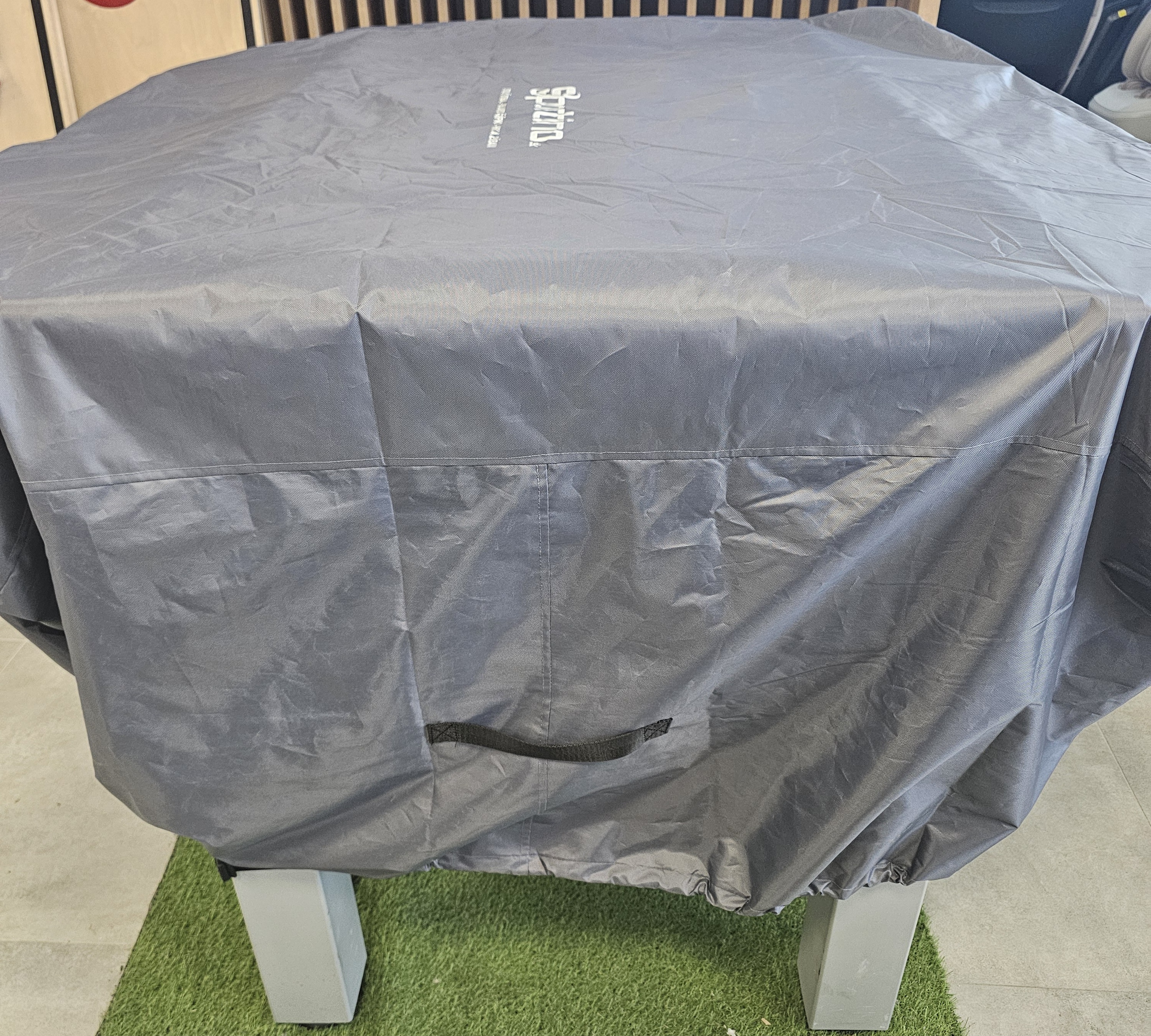 Krycia plachta sivá na stolný futbal univerzálna so sťah.šnúrkou